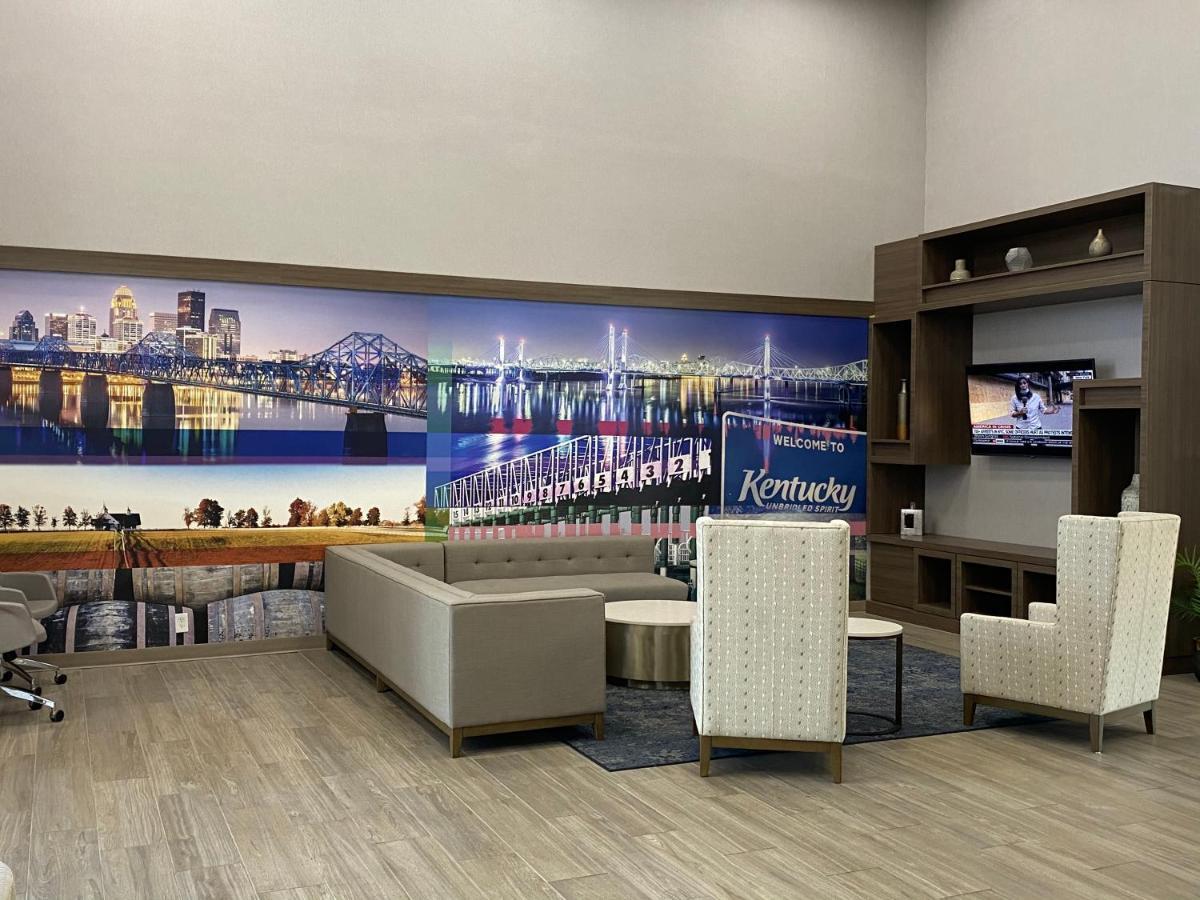 Clarion Pointe University/Expo Louisville Zewnętrze zdjęcie