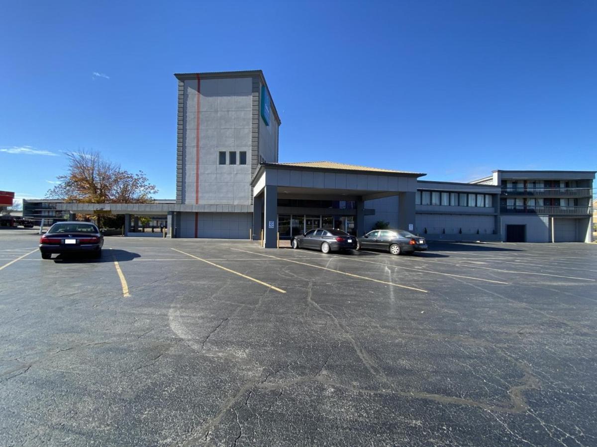 Clarion Pointe University/Expo Louisville Zewnętrze zdjęcie